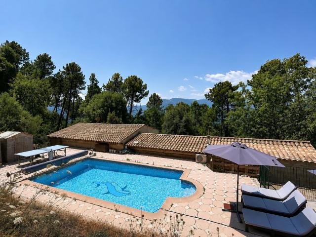 Maison 5 pièces 153 m²