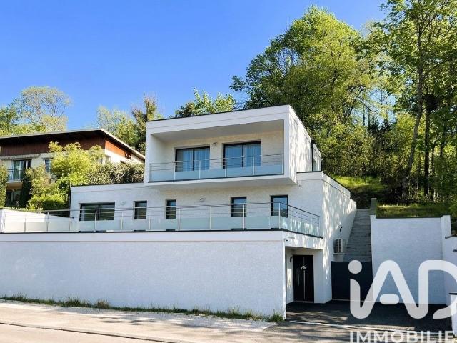 Maison 5 pièces 153 m²