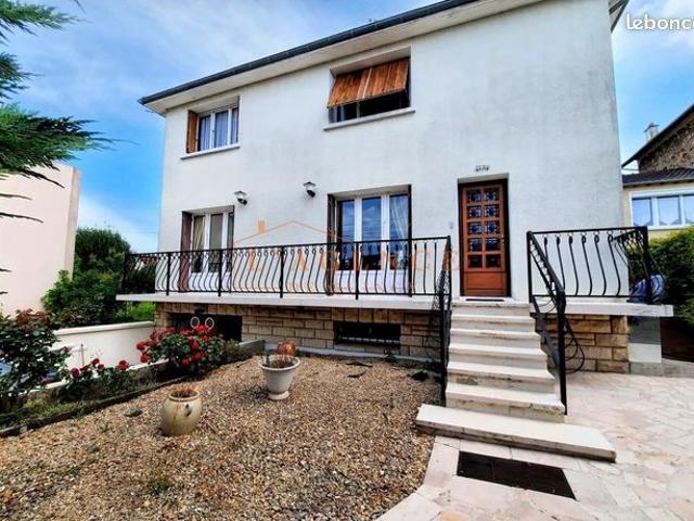 Maison 5 pièces 153 m²