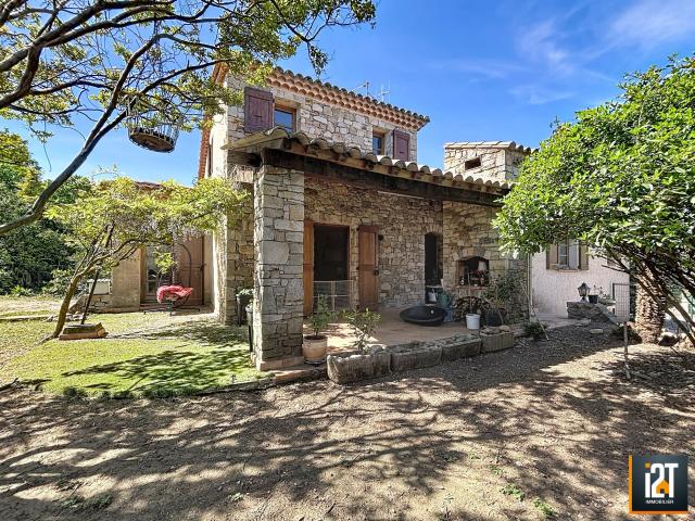 Maison 5 pièces 153 m²