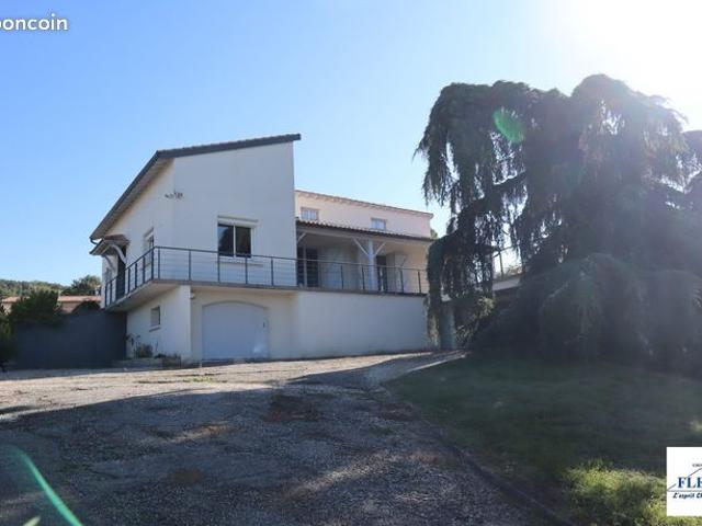 Maison 5 pièces 153 m²