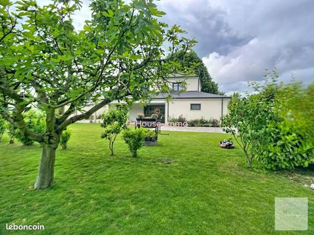 Maison 5 pièces 153 m²