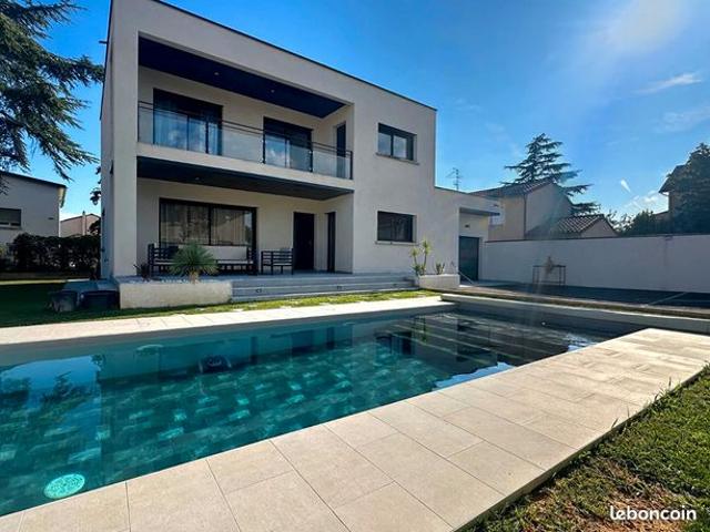 Maison 5 pièces 153 m²