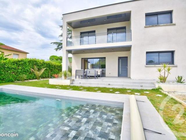 Maison 5 pièces 153 m²