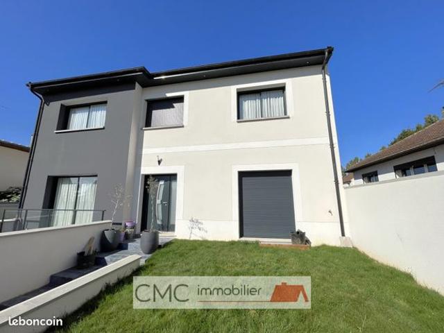 Maison 5 pièces 153 m²