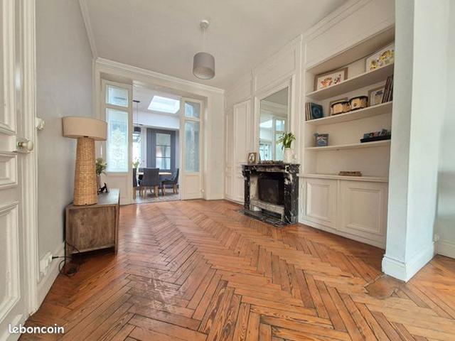 Maison 5 pièces 153 m²