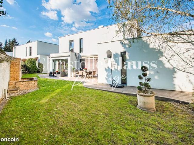 Maison 5 pièces 153 m²