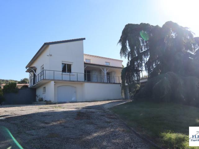 Maison 5 pièces 153 m²