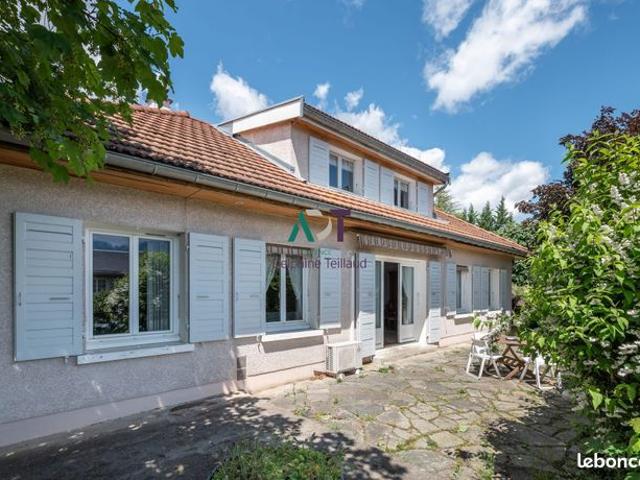 Maison 5 pièces 153 m²