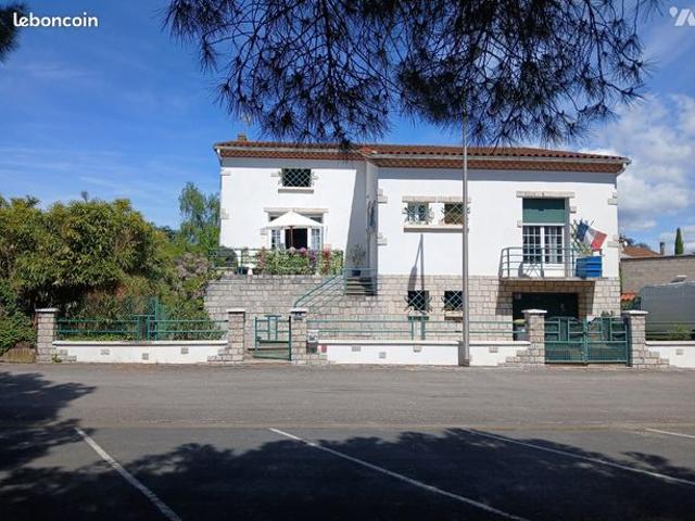 Maison 5 pièces 153 m²