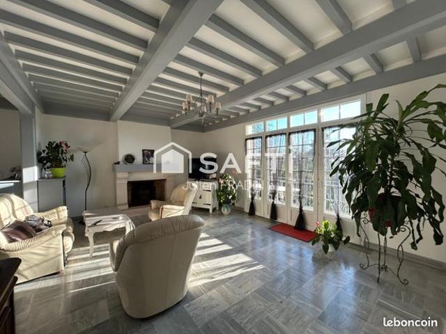 Maison 5 pièces 153 m²