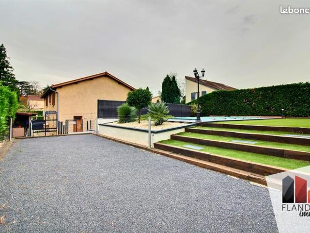Maison 5 pièces 153 m²