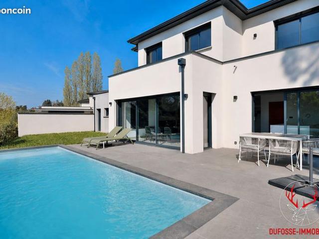 Maison 5 pièces 153 m²