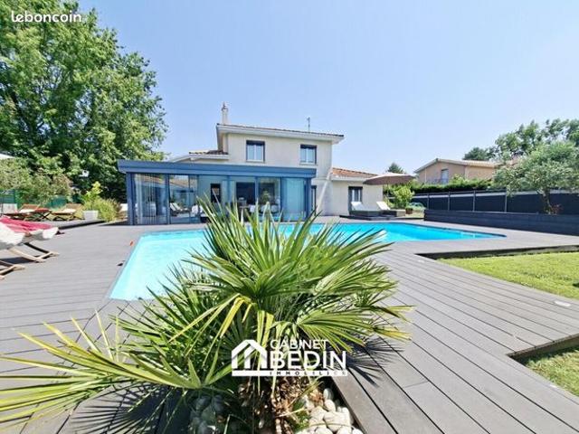 Maison 5 pièces 164 m²