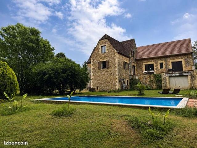 Maison 5 pièces 164 m²