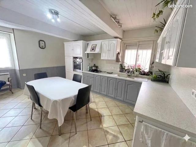 Maison 5 pièces 164 m²