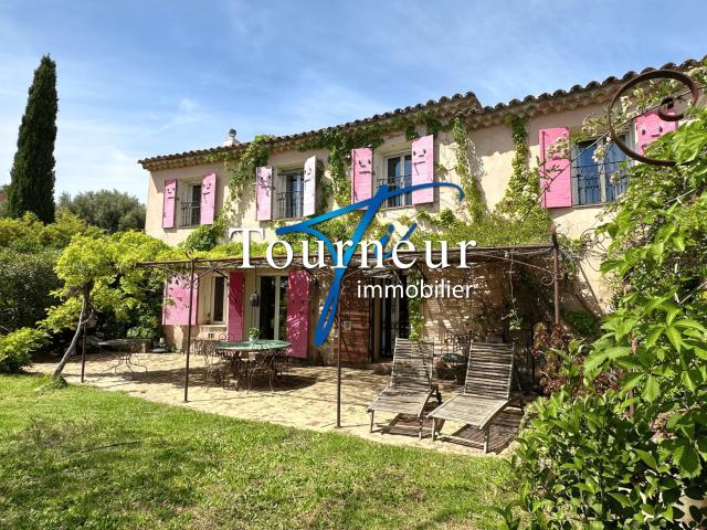 Maison 5 pièces 164 m²