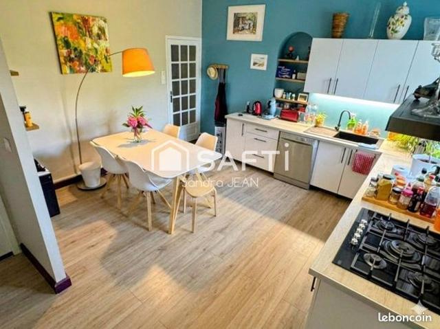 Maison 5 pièces 164 m²