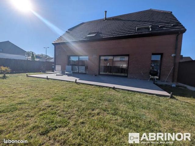 Maison 5 pièces 164 m²