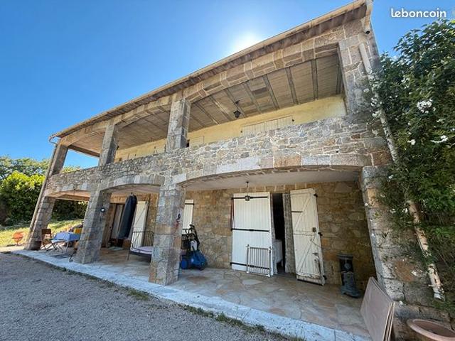 Maison 5 pièces 164 m²