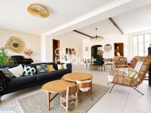 Maison 5 pièces 164 m²