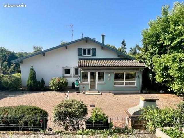 Maison 5 pièces 164 m²
