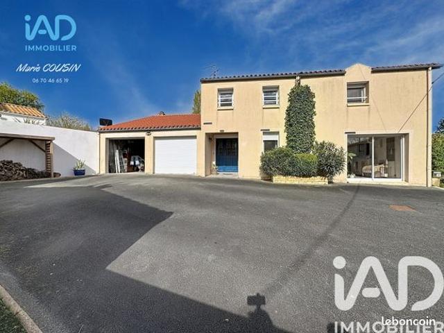 Maison familiale 5 pièces 164 m²