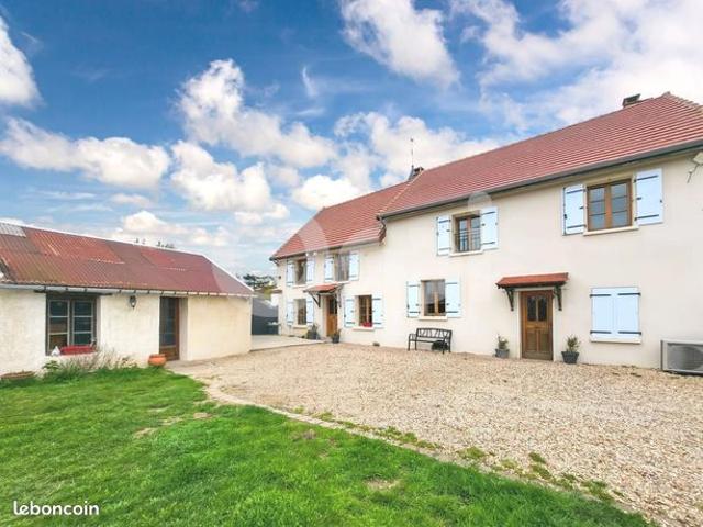 Maison 5 pièces 164 m²