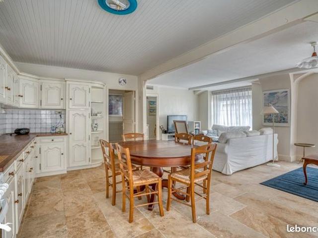 Maison 5 pièces 164 m²