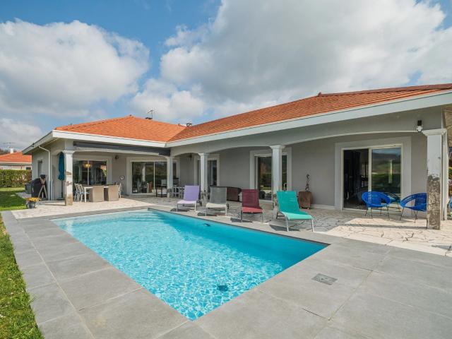 Maison 5 pièces 164 m²