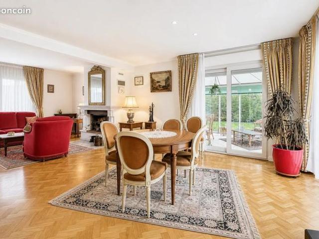 Maison 5 pièces 165 m²