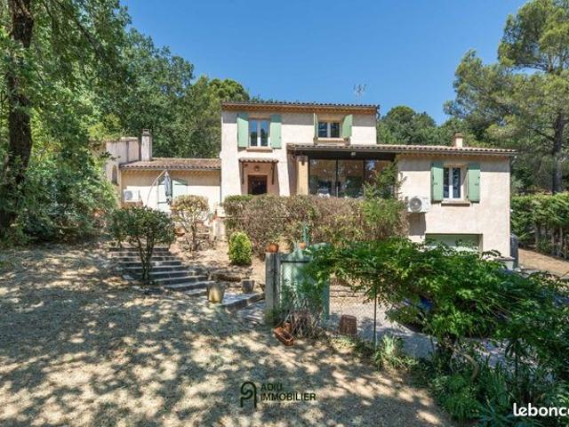 Maison 5 pièces 165 m²