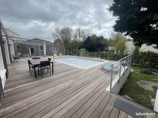 Maison 5 pièces 165 m²