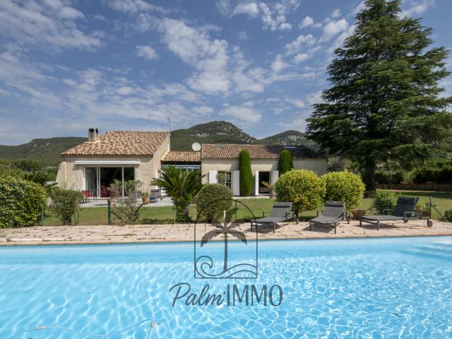 Maison 7 pièces 200 m²