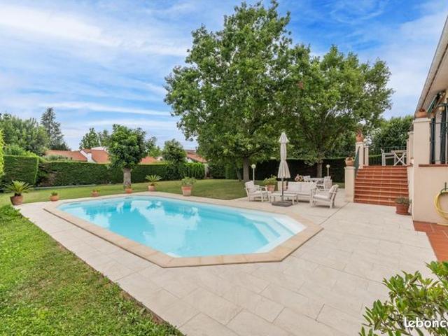 Maison 5 pièces 165 m²
