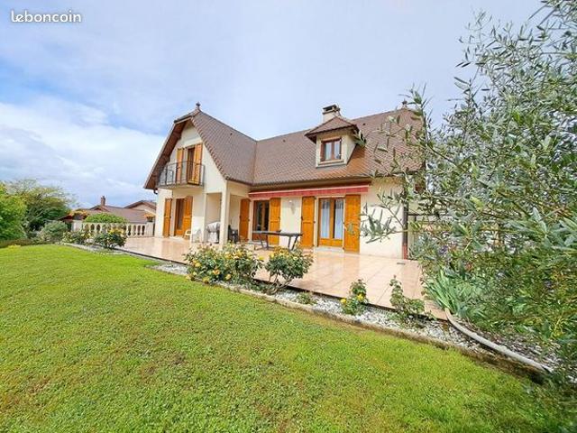 Maison 5 pièces 165 m²