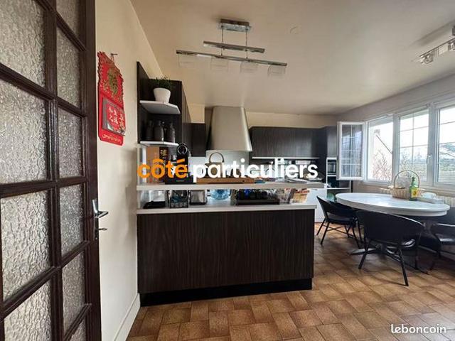Maison 5 pièces 165 m²