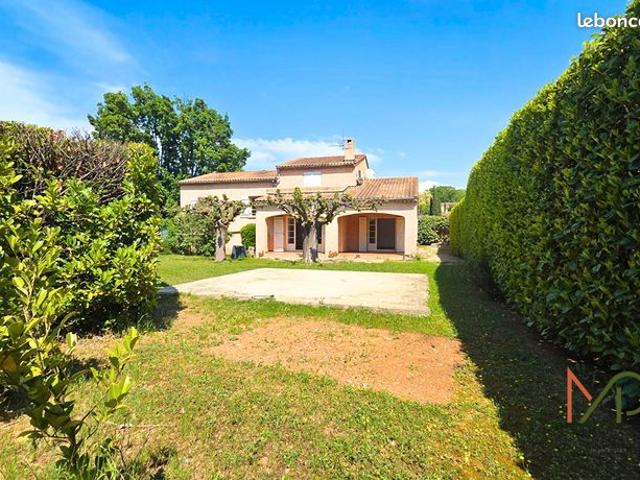 Maison 5 pièces 165 m²