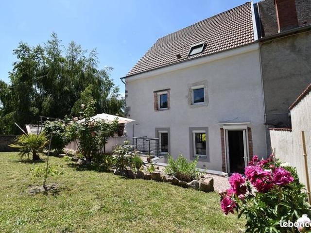 Maison 5 pièces 165 m²