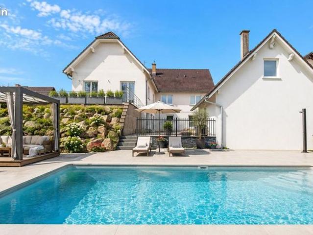 Maison 5 pièces 165 m²