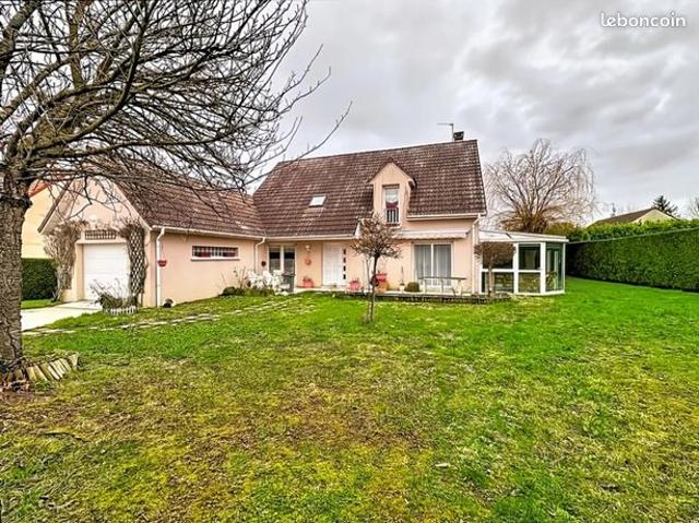 Maison 5 pièces 165 m²