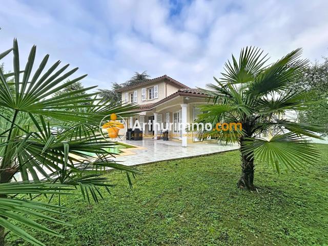 Maison 5 pièces 165 m²