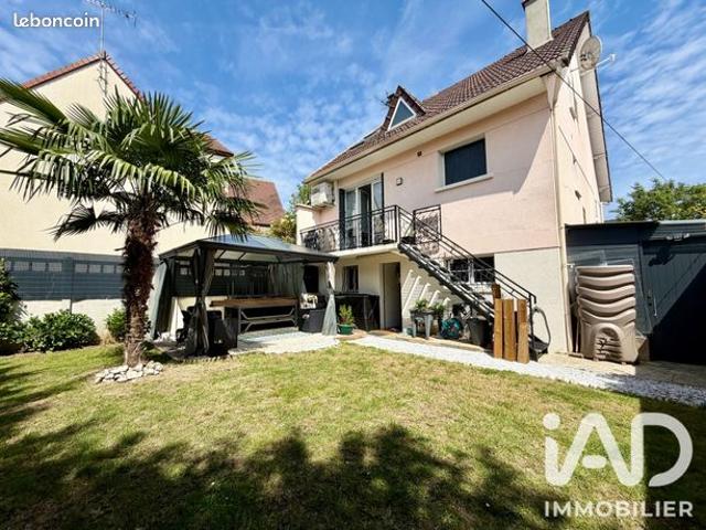 Maison 5 pièces 165 m²