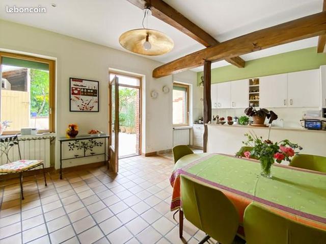 Maison 5 pièces 165 m²