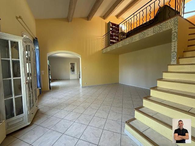 Maison 5 pièces 165 m²