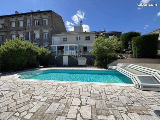 Maison 5 pièces 145 m²