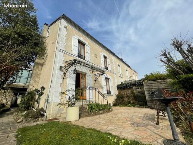 Maison 5 pièces 165 m²