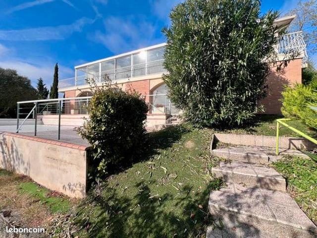 Maison 5 pièces 165 m²