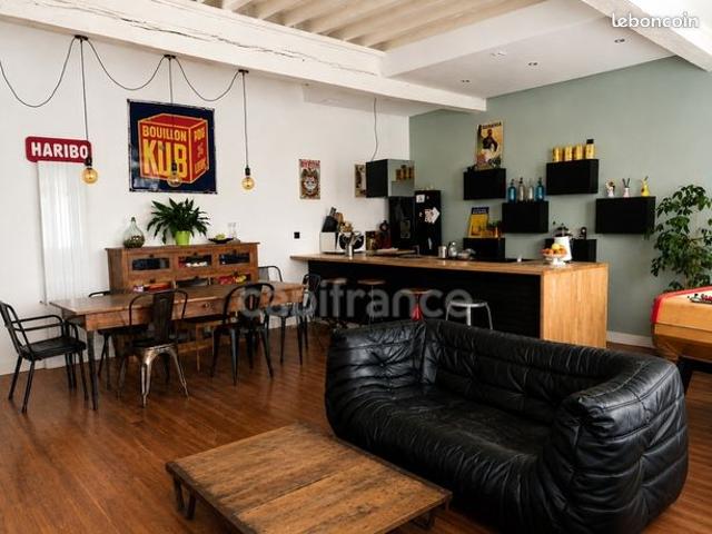 Maison 5 pièces 165 m²