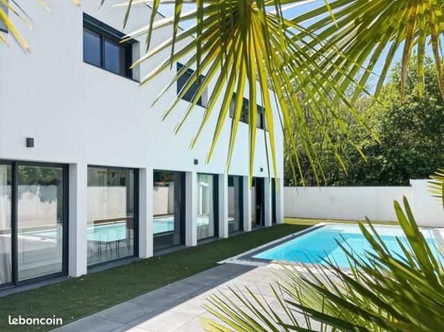 Maison 5 pièces 165 m²